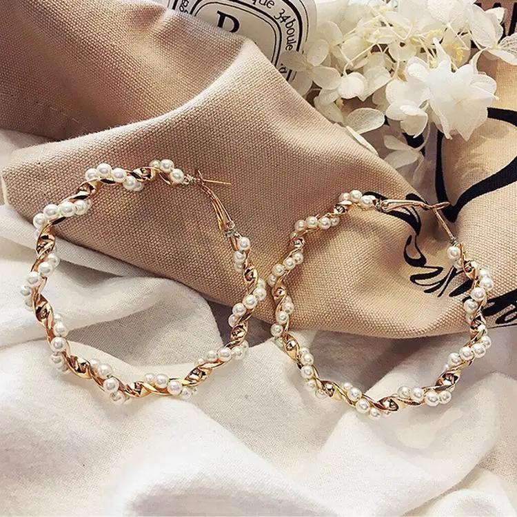 Large pearl-twist gold hoop earrings | Hair Your Lux