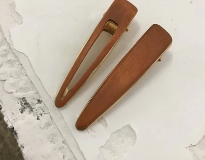 Various geometric hollow hair clips made of wood - Hair Your Lux