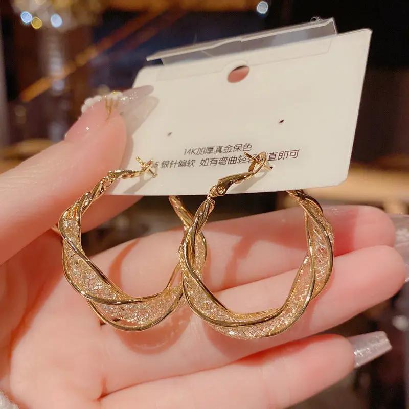 Twisted gold mesh hoop earrings, openwork | Hair Your Lux